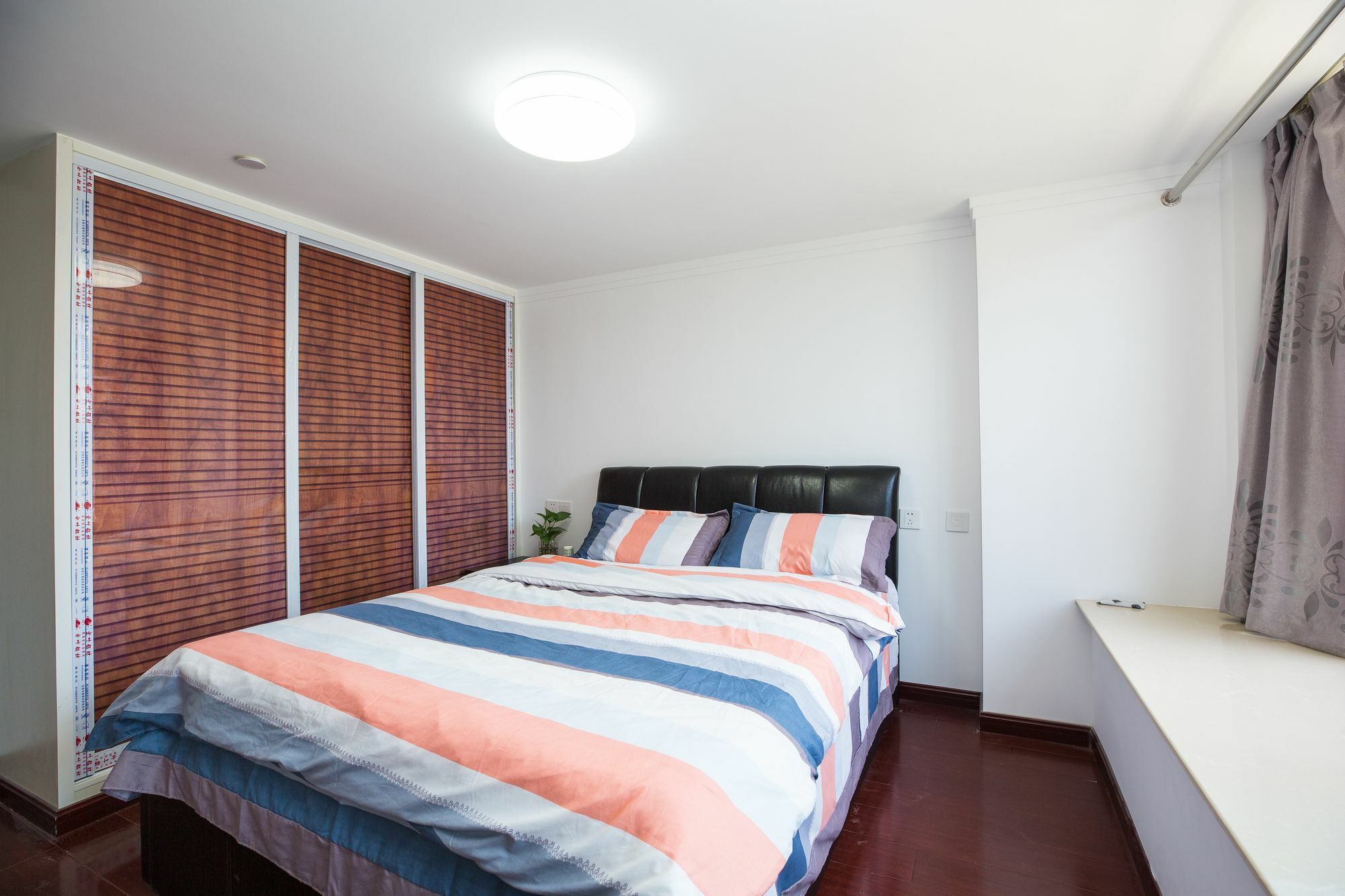 Light Inn 3*